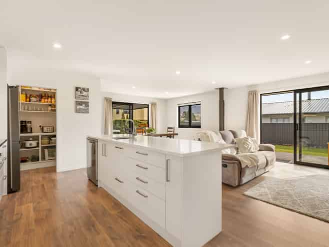 69 Wallis Drive, Cromwell