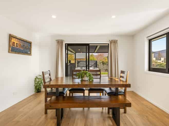 69 Wallis Drive, Cromwell