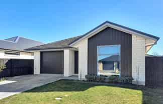 24 Quinn Crescent, Ravenswood
