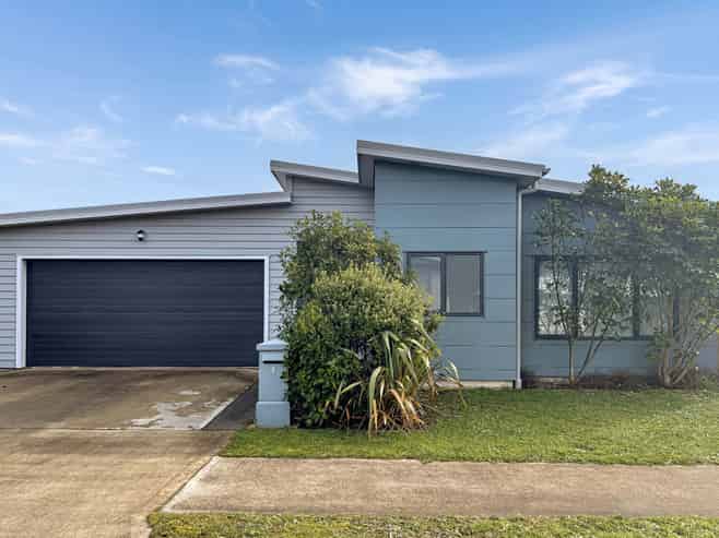 4 Grovedale Square, Wainuiomata