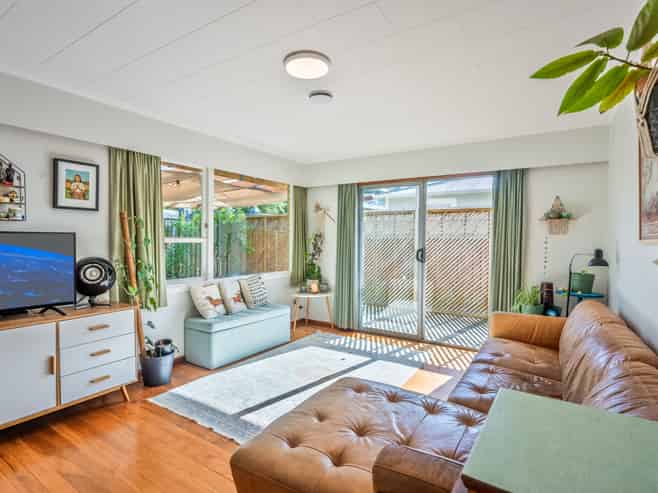 26A Tilley Road, Paekakariki