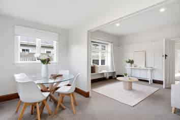 34 Poulton Avenue, Richmond