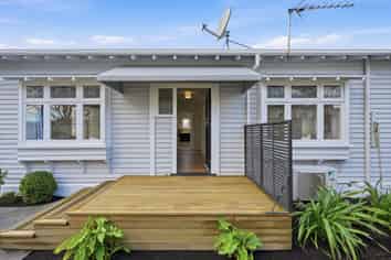 34 Poulton Avenue, Richmond