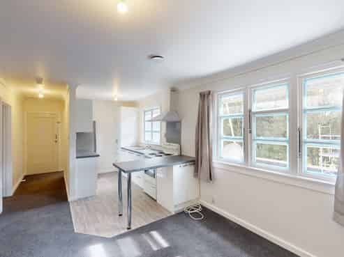 14 Larsen Court, Takaro