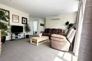 61 Morere Street, Titahi Bay