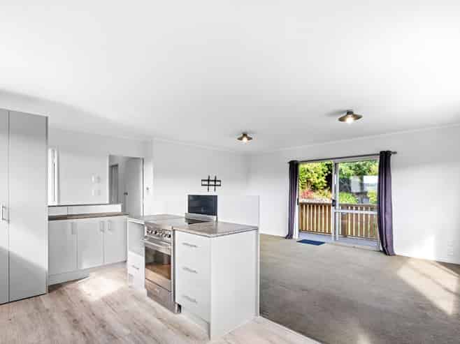 22 ToeToe Road, Otaika
