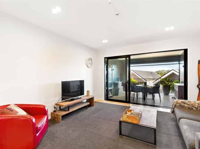 86 Rangihina Road, Hobsonville