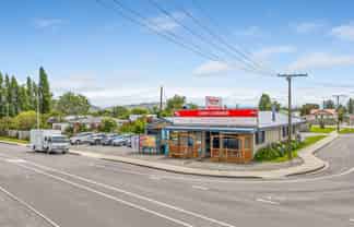 Licenced café and bar - going concern