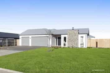 143 Silver Peaks Drive, West Melton