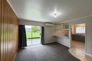 42 Kimberley Grove, Westbrook