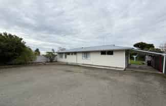 42 Kimberley Grove, Westbrook