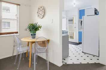 4/56 Brussels Street, Miramar