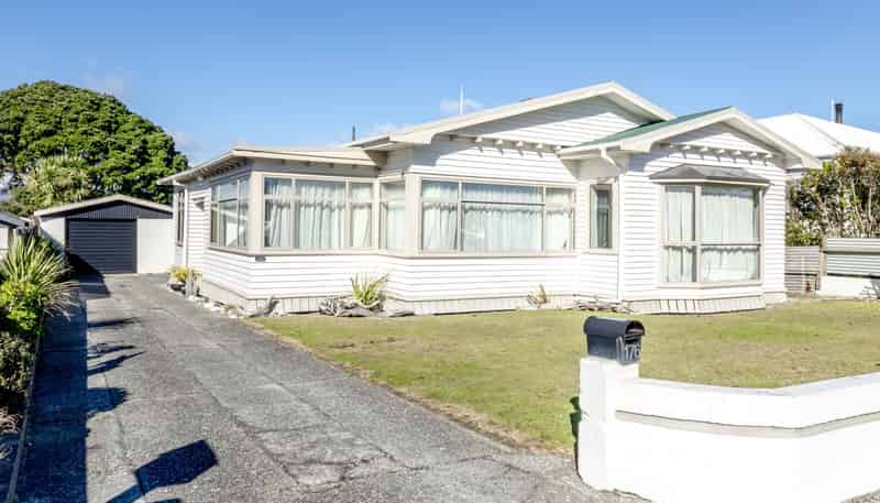 176 Revell Street, Hokitika