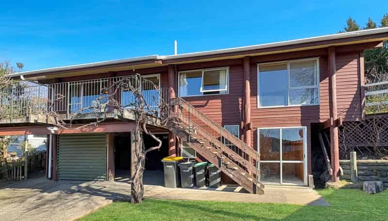 18 Flinders Rd, Heathcote Valley