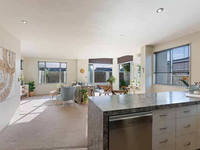 14b Falla Street, Paraparaumu Beach