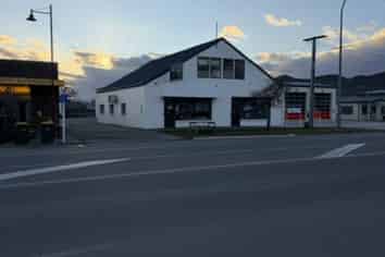 High-Exposure Commercial Premises for Lease