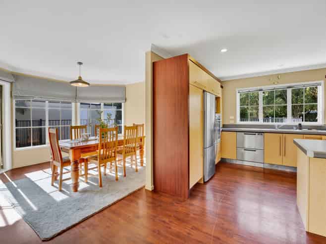 51 Shelter Grove, Frankleigh Park