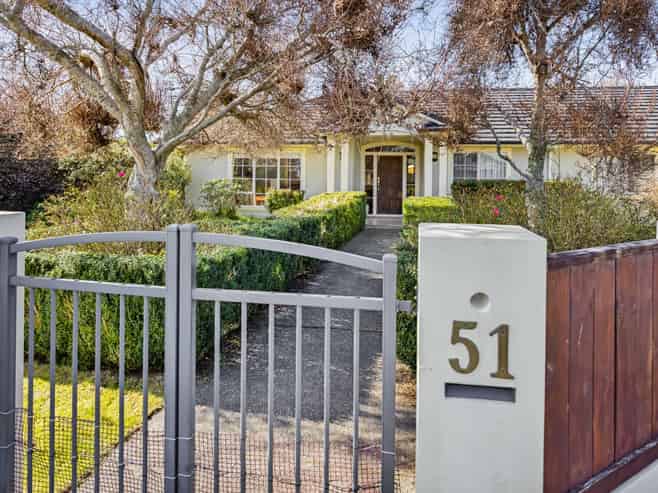 51 Shelter Grove, Frankleigh Park