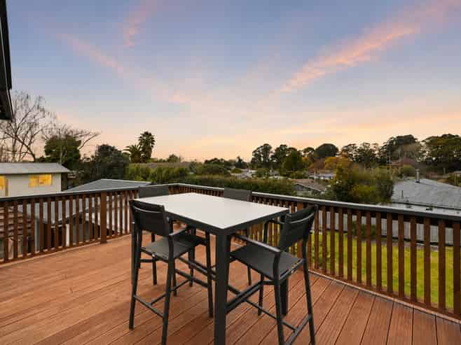 24 Garden Heights Avenue, Glenview