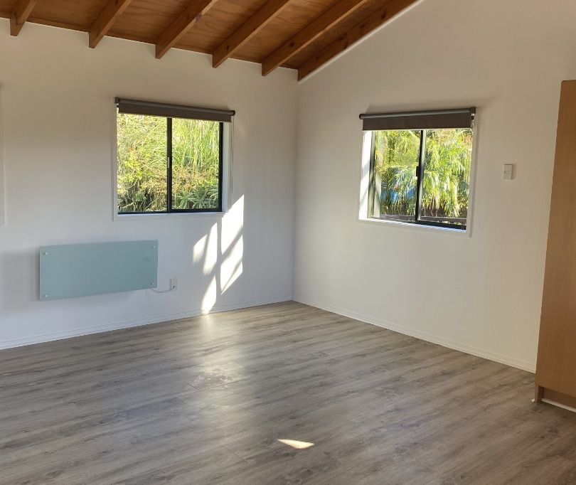 Unfurnished Private 1 Bedroom Cabin #1 4