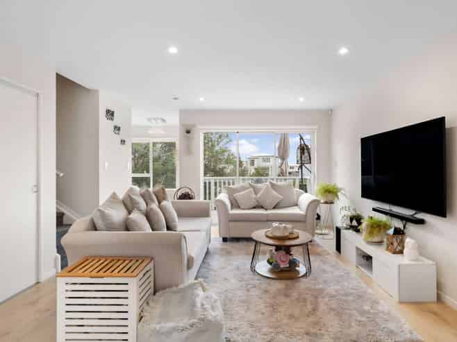 77 Joseph Street, Flat Bush