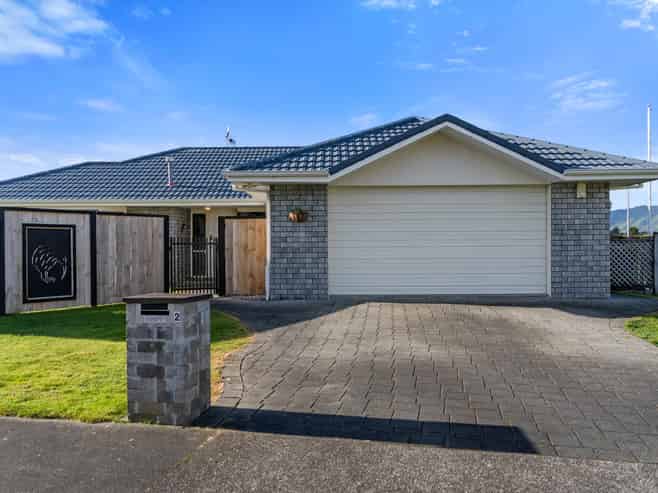 2 Harvest Court, Paraparaumu