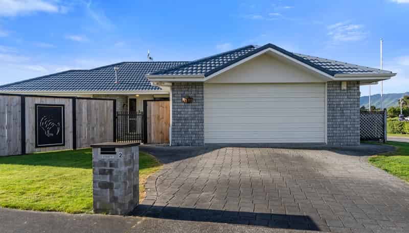 2 Harvest Court, Paraparaumu