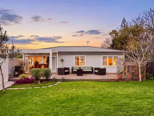 1/77 Birkdale Road, Birkdale