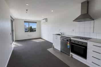204/28B Eileen Newey Place, Henderson