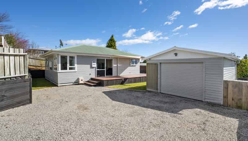2/118 Gillies Avenue, Taupo