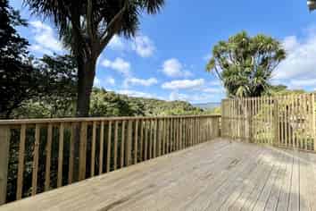 34 Foster Crescent, Belmont