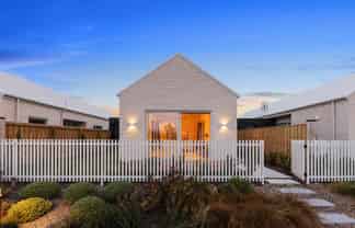 11 Shrubbery Lane, Rolleston