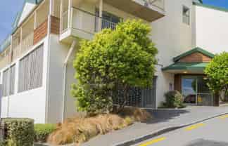 25/8 Girton Terrace, Mount Cook
