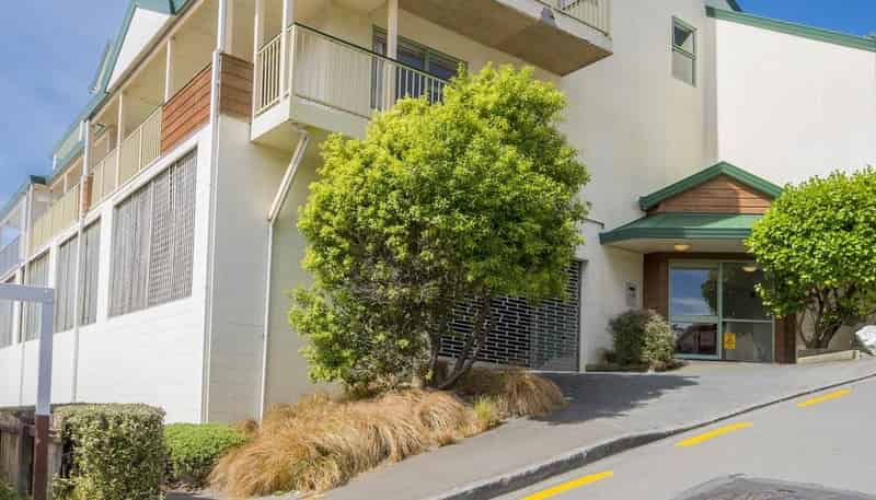 25/8 Girton Terrace, Mount Cook