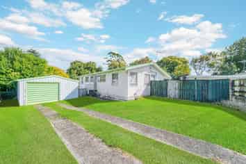 23 Chrisarda Place, Red Hill
