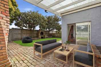 49 Springs Road, Parakai, Helensville