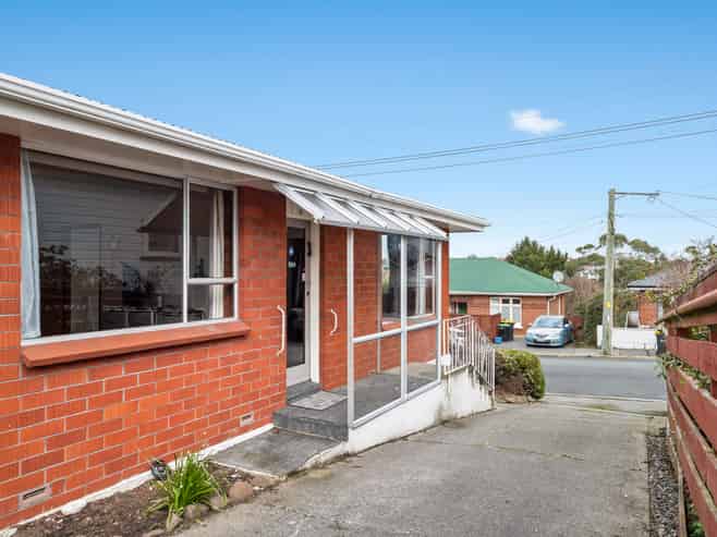 10 Bernard Street, Kenmure