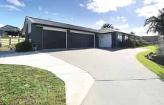 97 Solan Drive, Waimauku