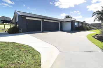 97 Solan Drive, Waimauku