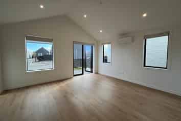 38/160 Mazengarb Road, Paraparaumu
