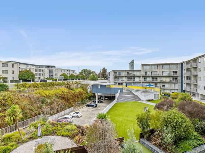 307A/130 Anzac Street, Takapuna