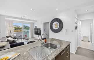 307A/130 Anzac Street, Takapuna