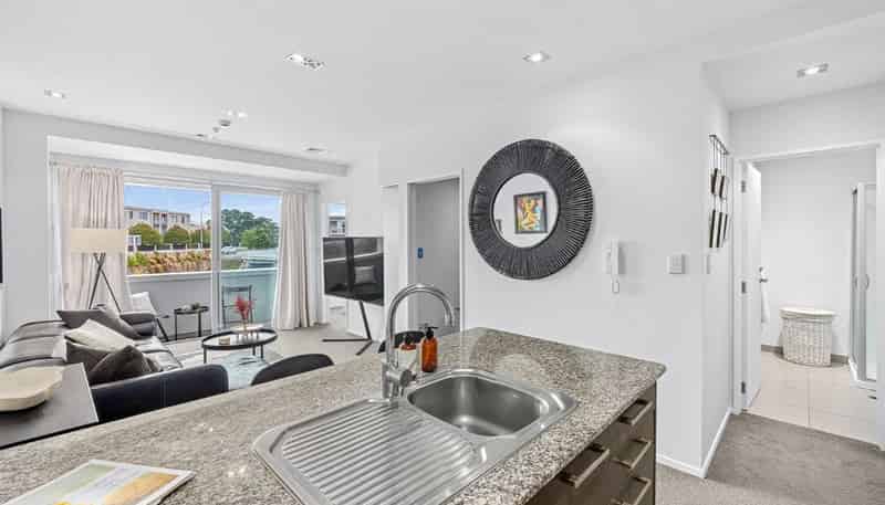 307A/130 Anzac Street, Takapuna