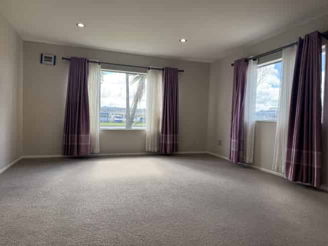 41 Kerrykeel Drive, Flat Bush