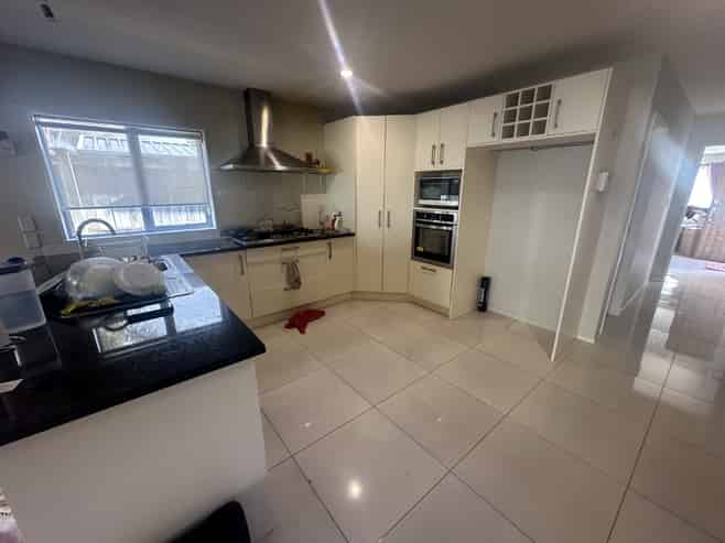 41 Kerrykeel Drive, Flat Bush