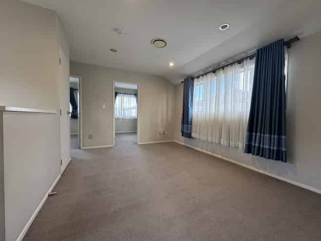 41 Kerrykeel Drive, Flat Bush