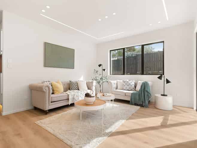 19 Whenuateitei Crescent, Stanmore Bay
