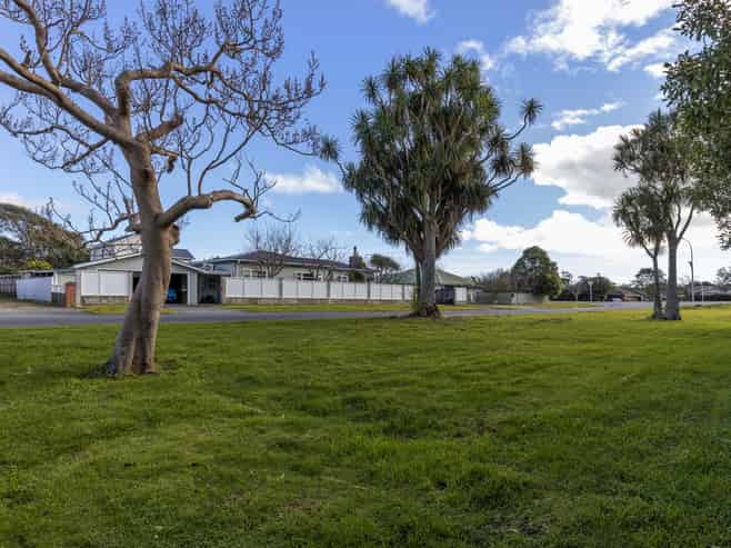 1-3 Karu Crescent, Waikanae