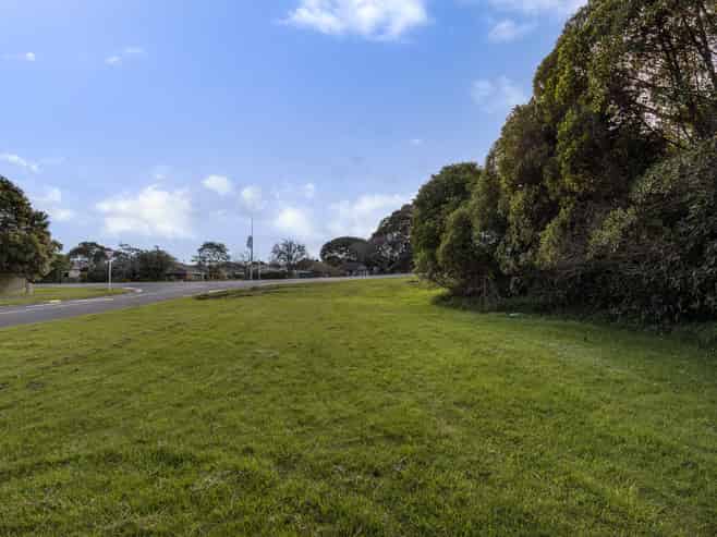 1-3 Karu Crescent, Waikanae