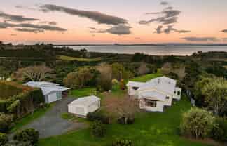 258 Kauri Point Road, Tahawai